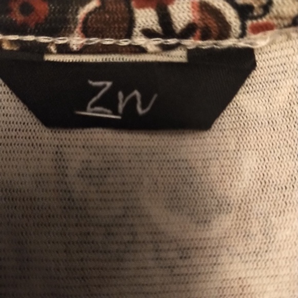 Top Zinc ZN Clothing Like New L - Picture 3 of 5